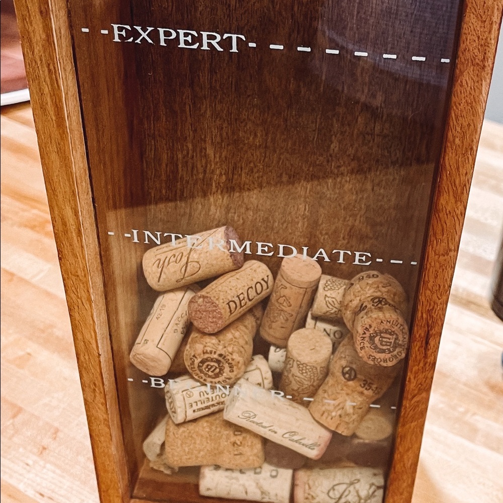 Wine cork holder